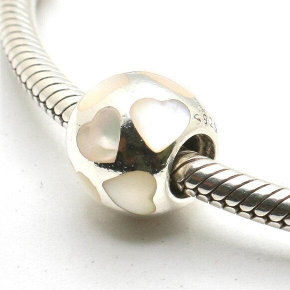 Pandora Silver LOVE ME White Mother of Pearl Charm #790398MPW  925 Ale - Picture 1 of 13
